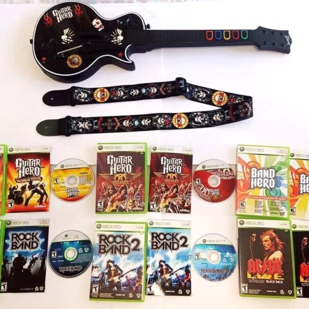 Gibson Les paul Controller XBox 360 Guitar Hero Bundle with Strap 6 Games Band